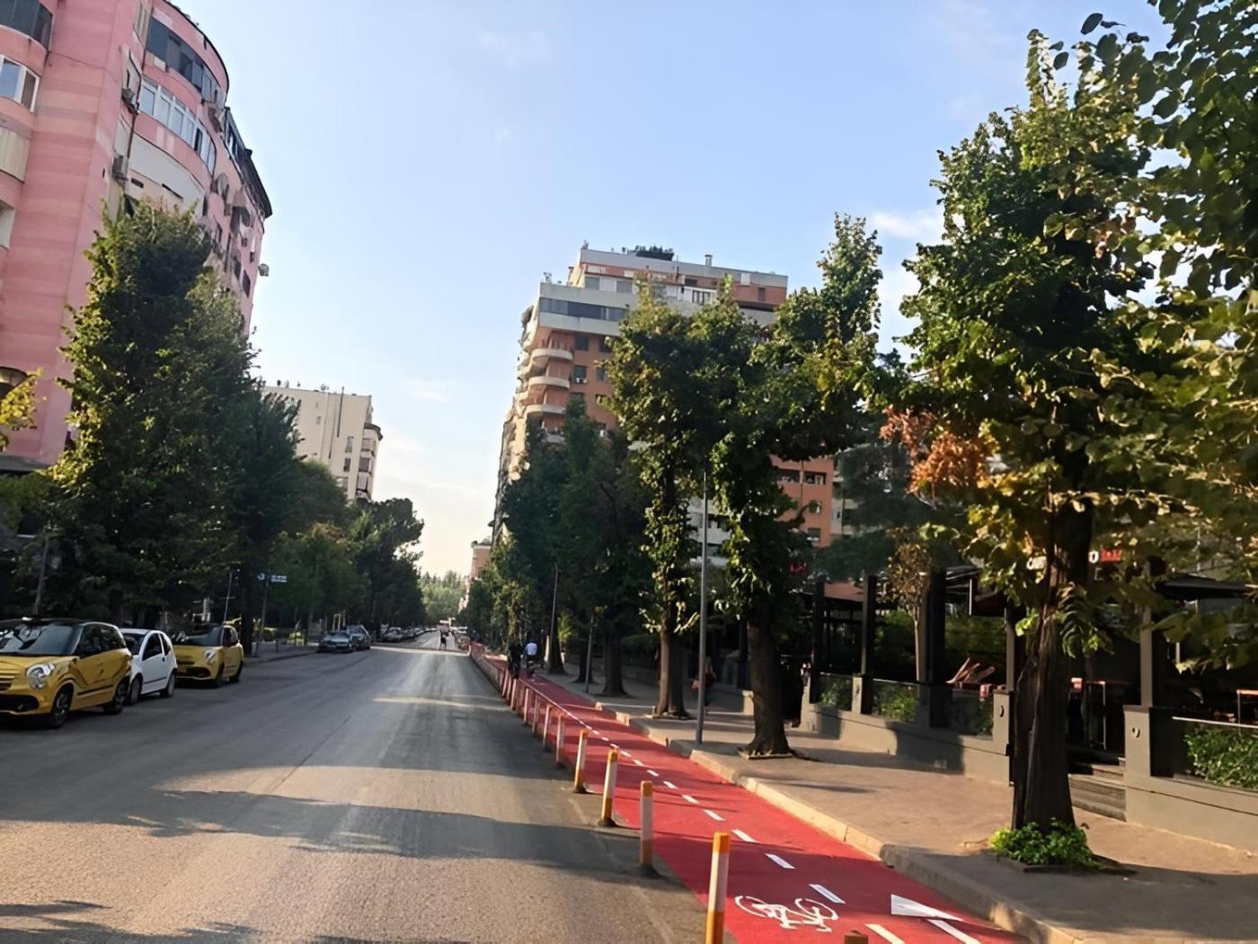 I&k Blloku Center Tiranë
